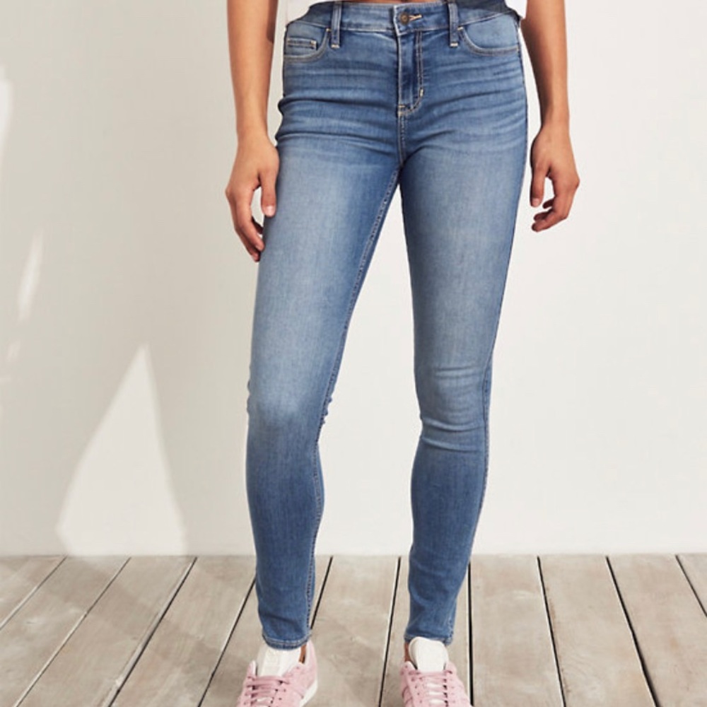 Hollister Jeans